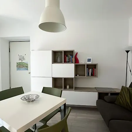 Paloma Center Town Apartment *