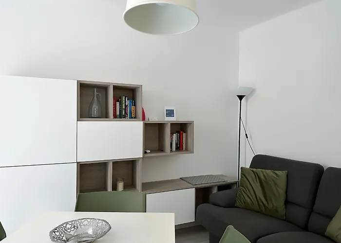 Paloma Center Town *