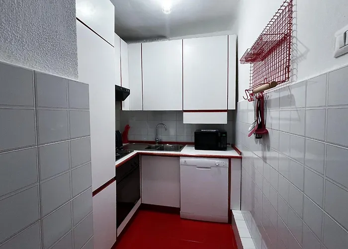 Paloma Center Town Апартаменты *